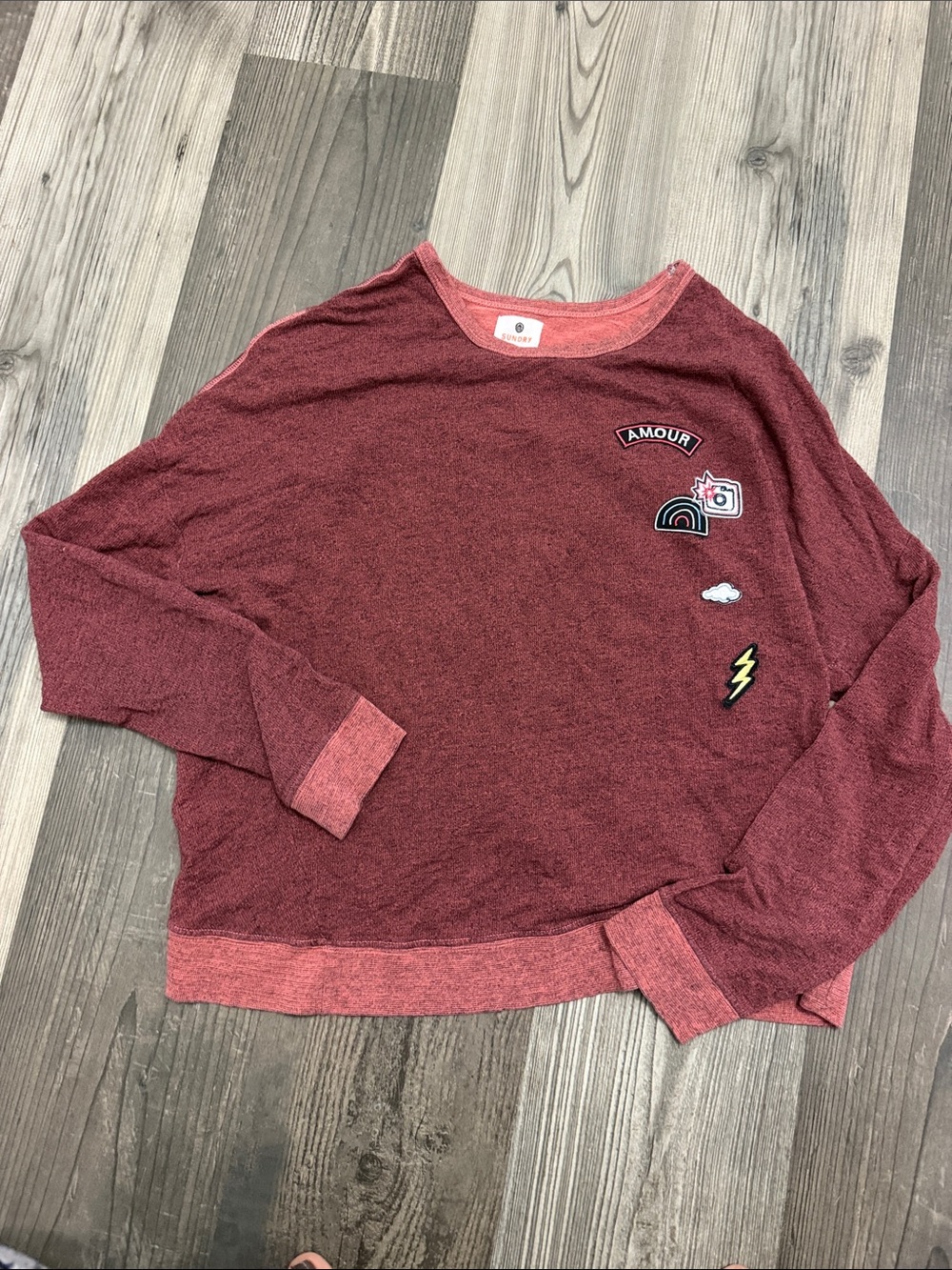 Sundry Patch Crewneck Long Sleeve Shirt Size 2